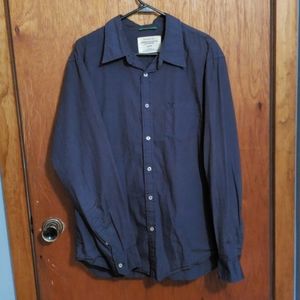 American eagle button down